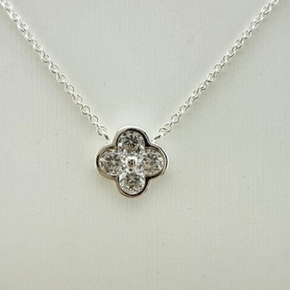 E&P Silver Tone Four Leaf Clover Pendant Necklace Clear Crystal Accent Preppy